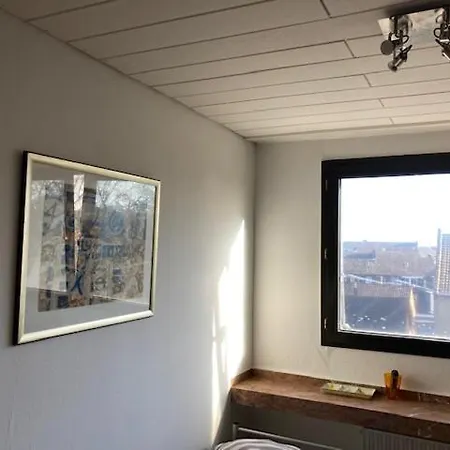 Schone Monteure In Meiderich 47137 Lejlighed